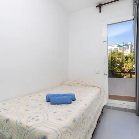 Residencial Cap De Grifeu * Llanca